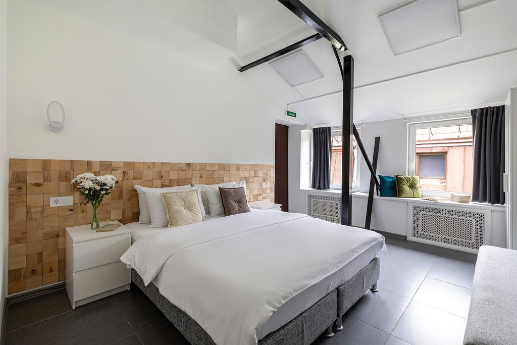 АпартПейдж Невский — Семейный номер Студия на мансарде с кухней