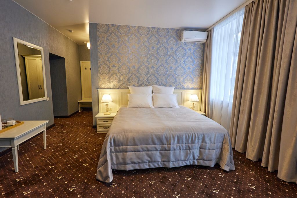 Русский пар — Трёхместный номер улучшенный