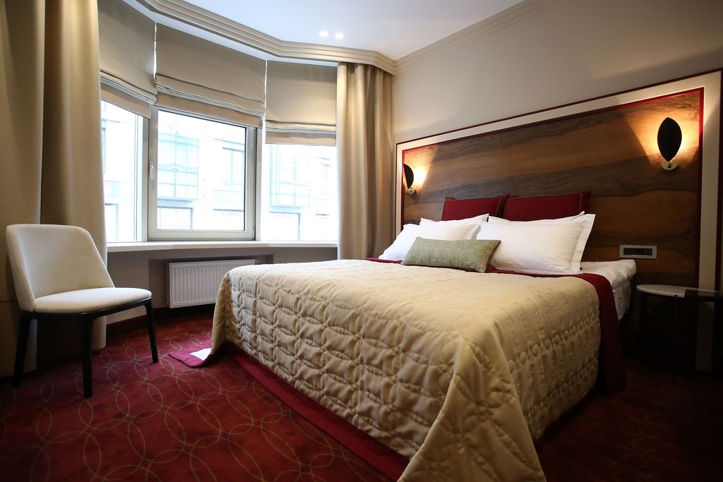 1880 — Двухместный номер с 1 кроватью стандарт