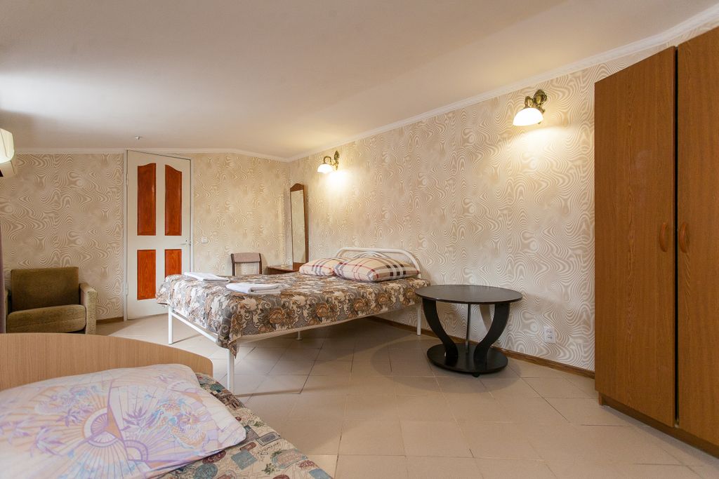 На Шевченко — Трёхместный номер Стандартный номер