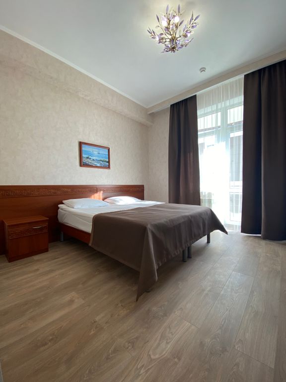 Богородск — Двухместный номер с 1 кроватью или 2 отдельными кроватями и балконом, боковой вид на море