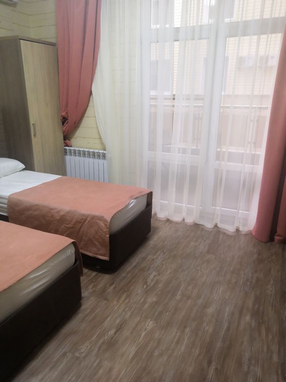 ВУаля — Двухместный номер с 2 отдельными кроватями с балконом