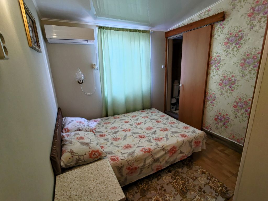 На 40 лет Победы 92 — Двухместный номер с 1 кроватью Двухместный номер с одной двуспальной кроватью