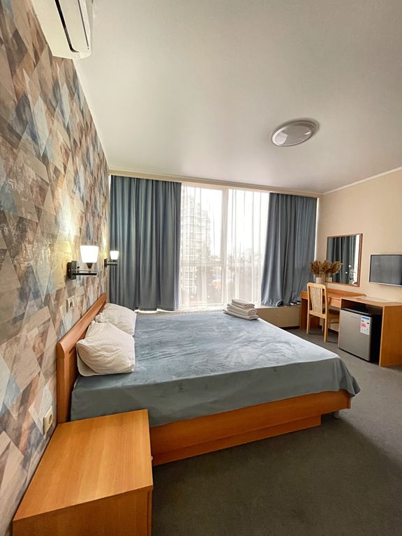 VeryHotel — Двухместный номер с 1 кроватью стандарт с видом на город