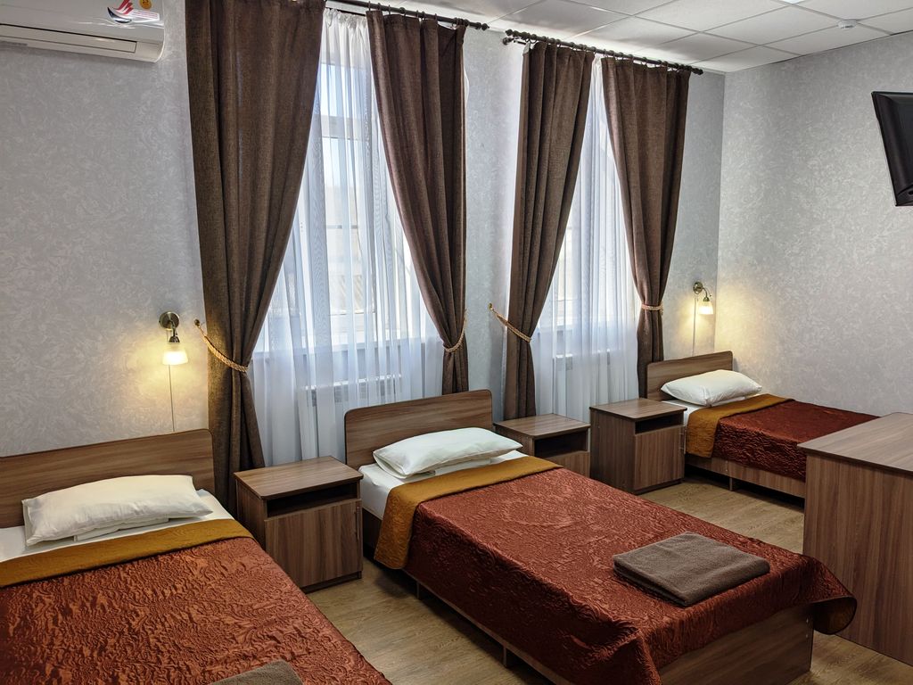 Олимп — Трёхместный номер стандарт