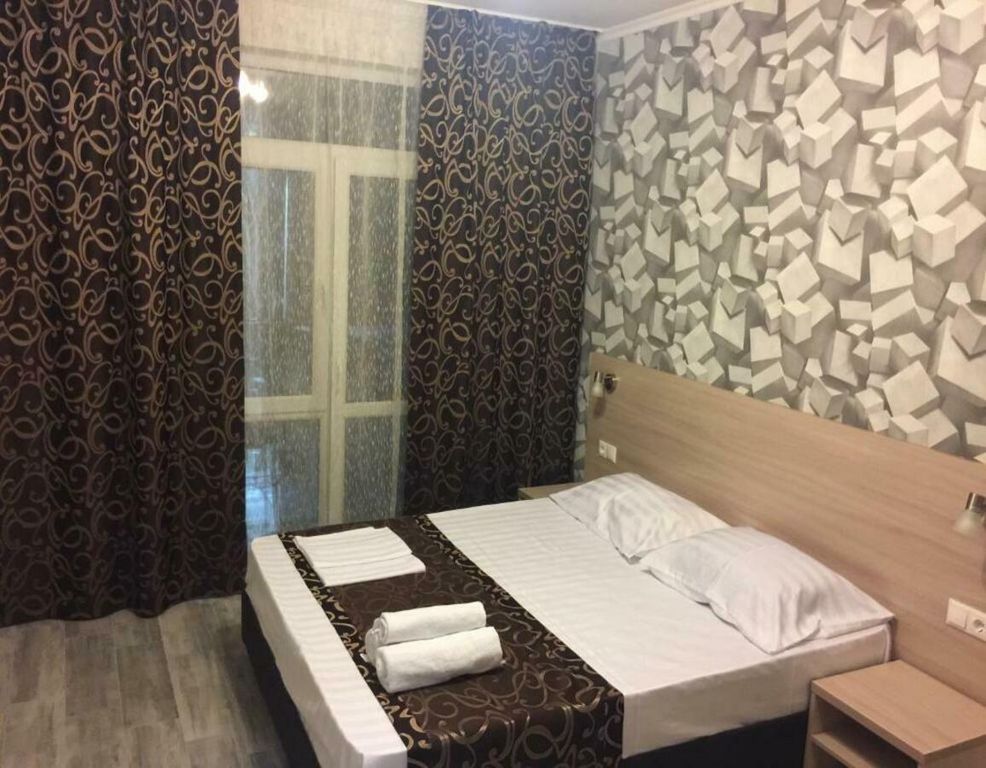 Алкеста — Двухместный номер с 1 кроватью и балконом