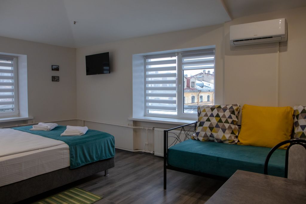 Roof Story — Двухместный номер с 1 кроватью улучшенный стандарт - лофт+ доп место