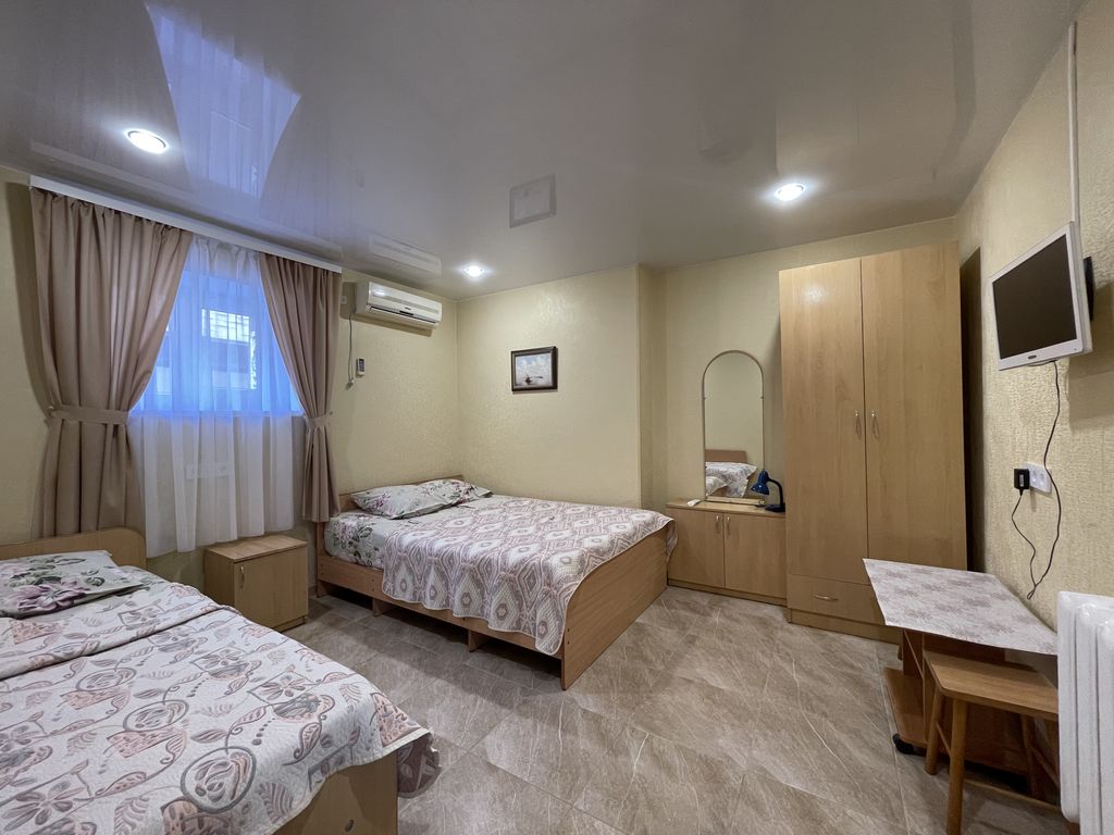 Натали — Трёхместный номер улучшенный