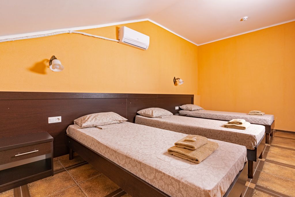 Аникси — Семейный номер двухкомнатный без балкона