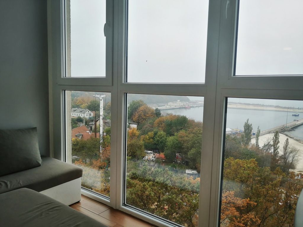 Круиз & Кафе — Апартаменты люкс с видом на море