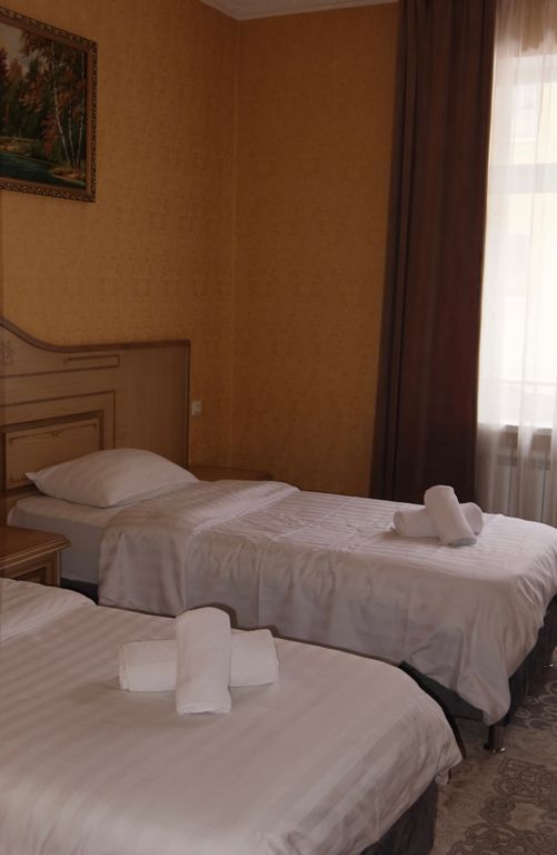 Кураж — Двухместный номер с 2 отдельными кроватями стандарт