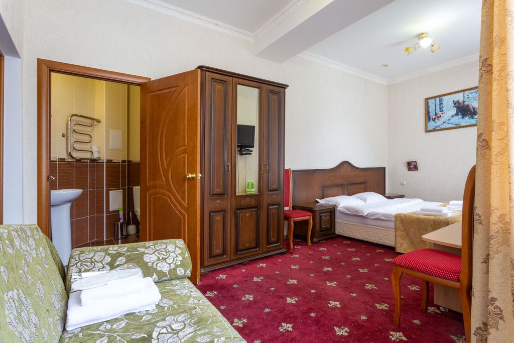 Кураж — Трёхместный номер стандарт