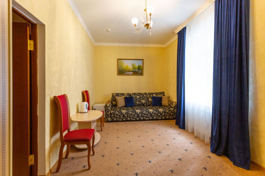 Кураж — Четырёхместный номер люкс