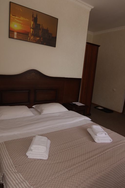 Кураж — Трёхместный номер Номер делюкс с балконом