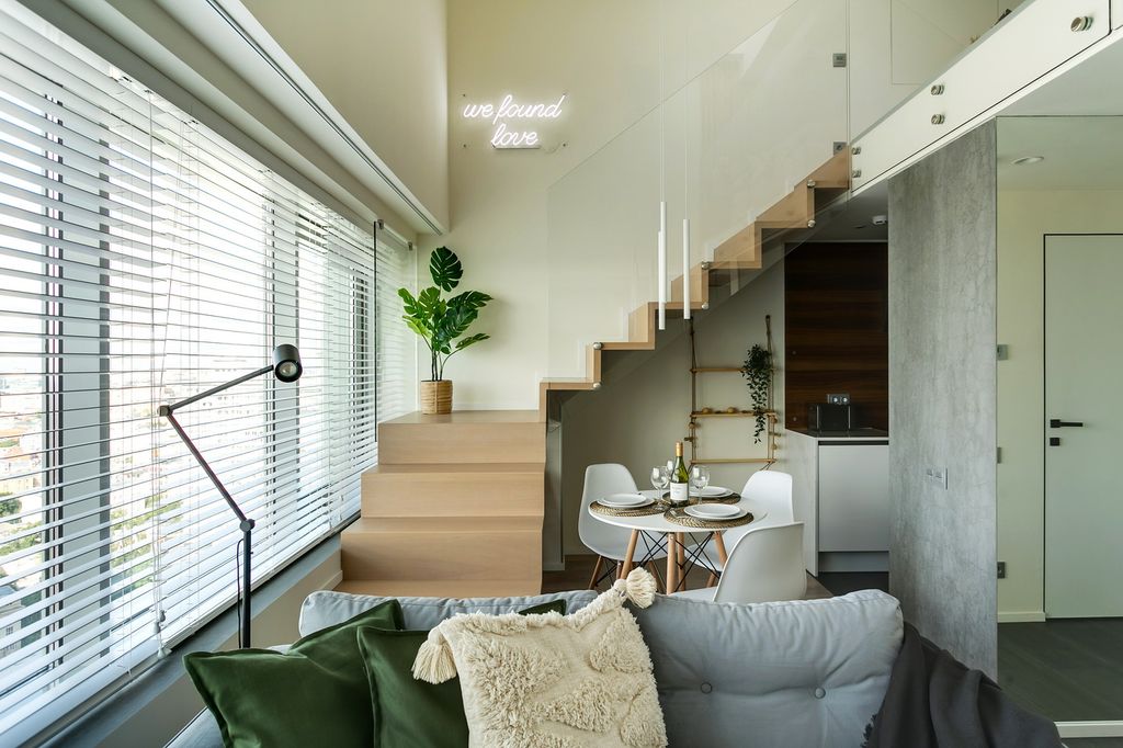 Смарт Хай Тек — Апартаменты двухуровневые в экостиле