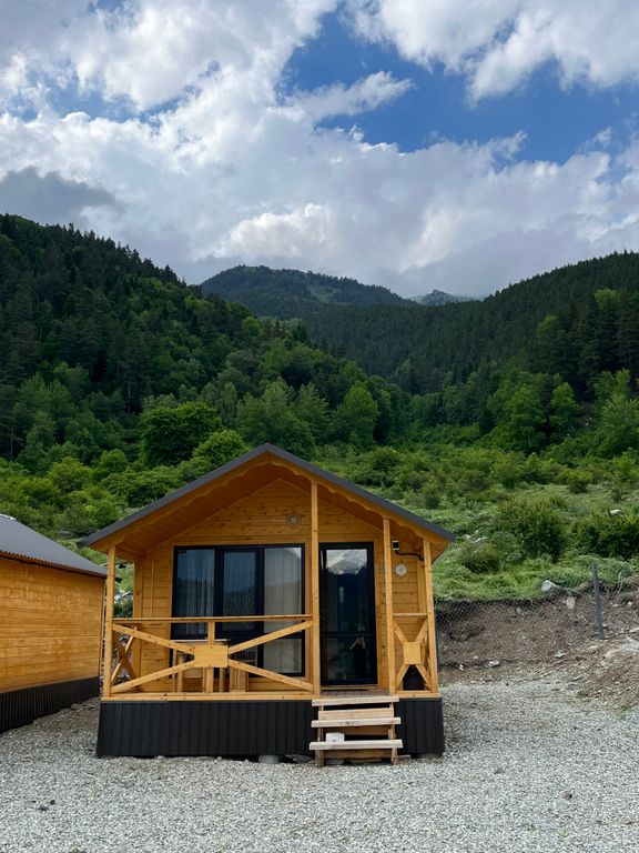 Изумруд — Дом