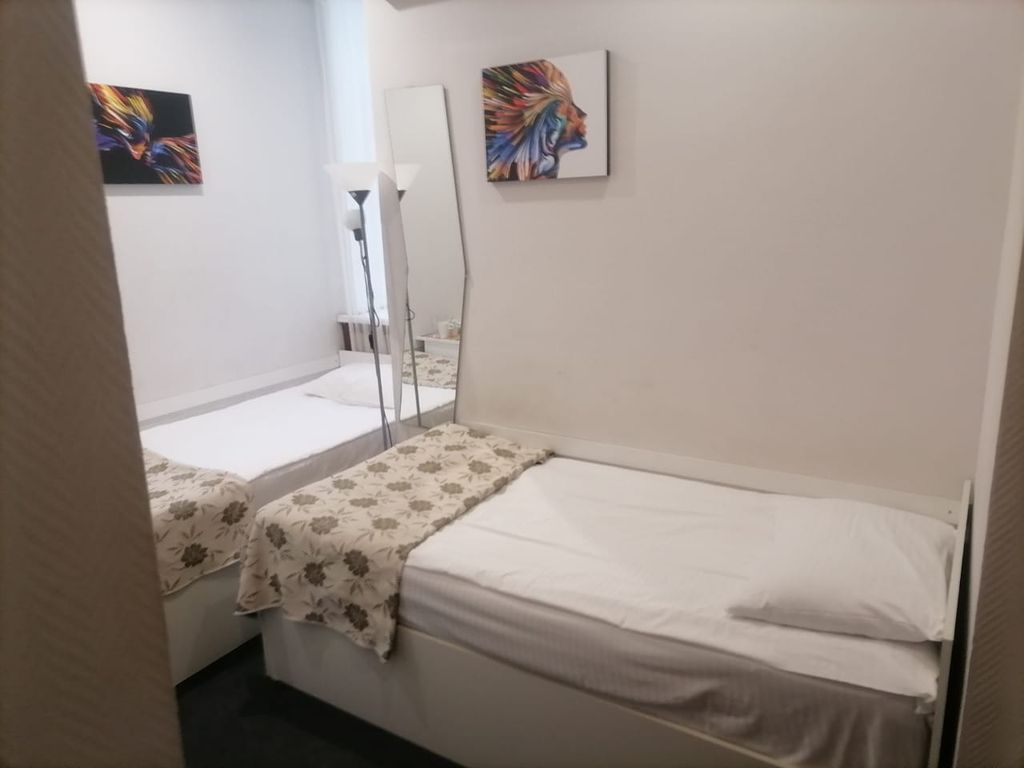 Линдсей — Двухместный номер с 2 отдельными кроватями и ванной комнатой эконом