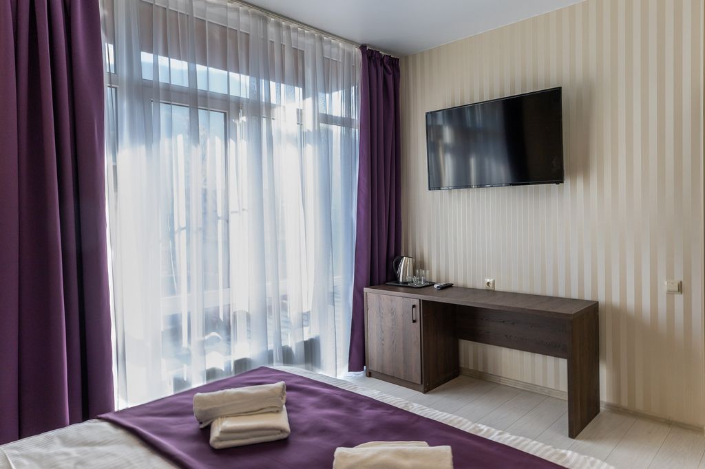 Атмосфера — Двухместный номер с 1 кроватью панорамный люкс с балконом