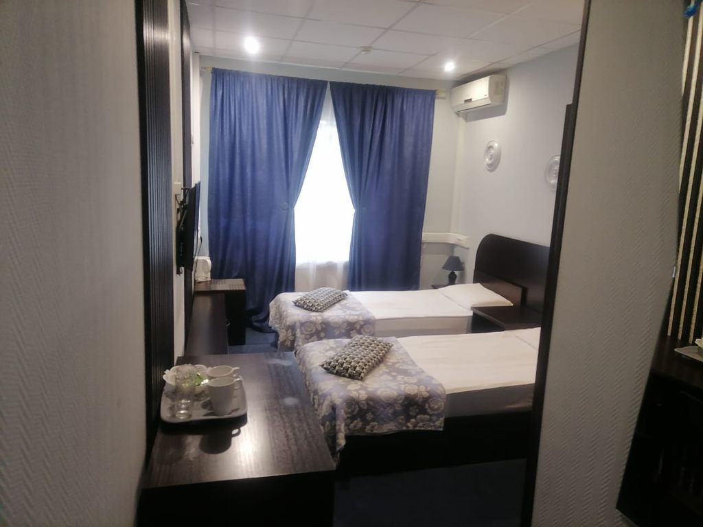 Линдсей — Двухместный номер с 2 отдельными кроватями и ванной комнатой