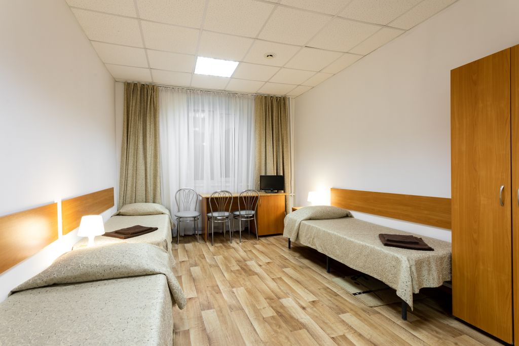 Солнечная — Трёхместный номер эконом