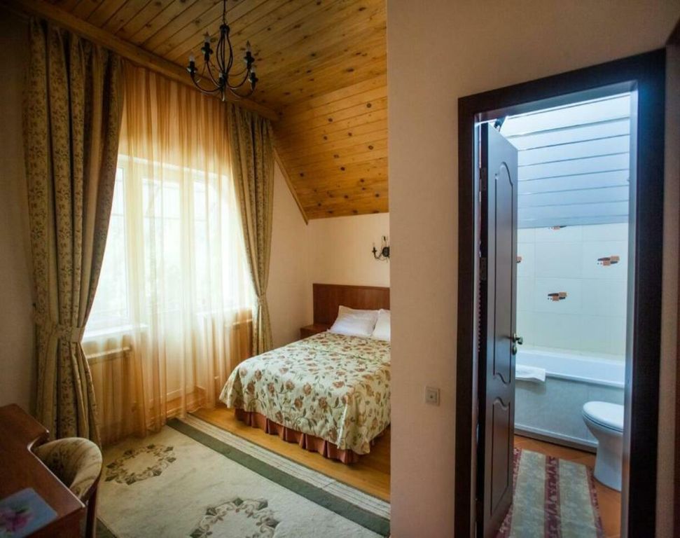 Каприз — Двухместный номер с 1 кроватью стандарт с видом на горы