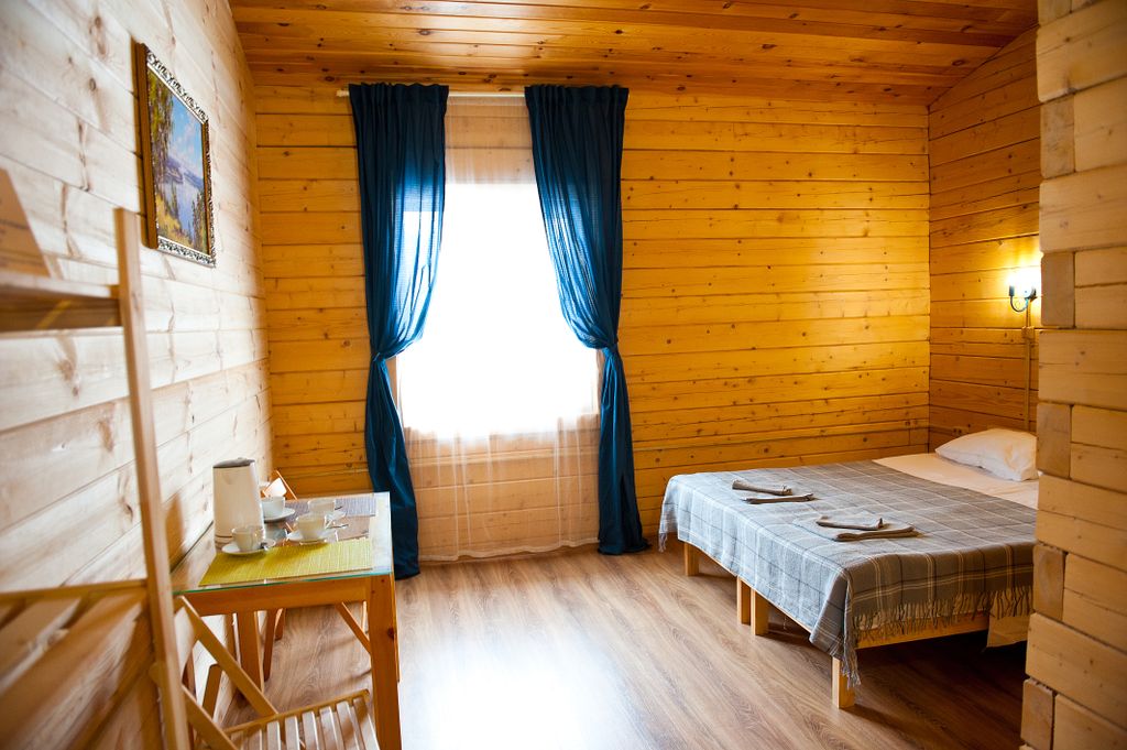 Эко Отель Бертка — Семейный номер стандарт