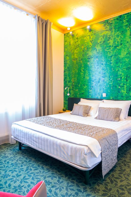 Тайга — Двухместный номер с 1 кроватью стандартный с большой кроватью