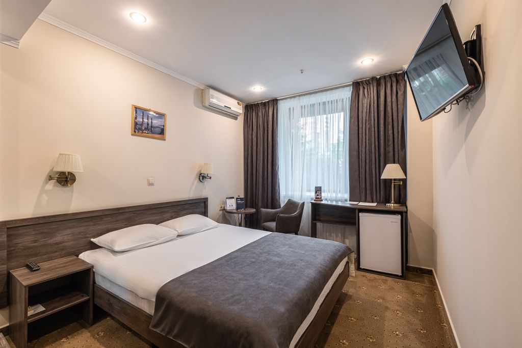 Байкал Бизнес Центр — Двухместный номер с 1 кроватью улучшенный