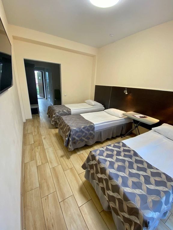 Круиз & Кафе — Апартаменты Трипл