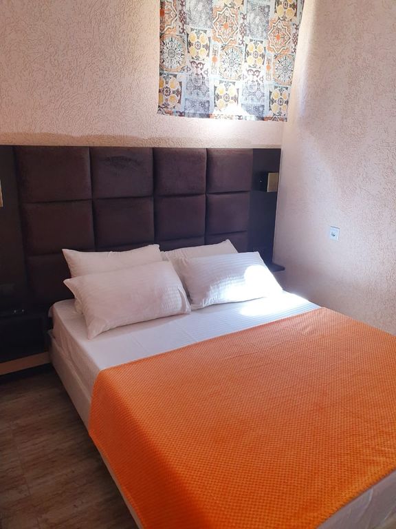 Арнаир — Семейный номер 4х местный 2х комнатный с кухней (1 этаж 3 корпус)