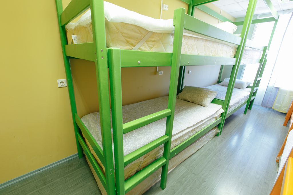 На Нахимовском проспекте — Многоместный смешанный номер кровать в общем 8-местном для мужчин и женщин