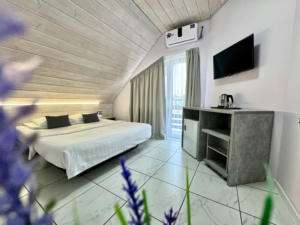 Файв Стори — Двухместный номер с 1 кроватью комфорт с балконом