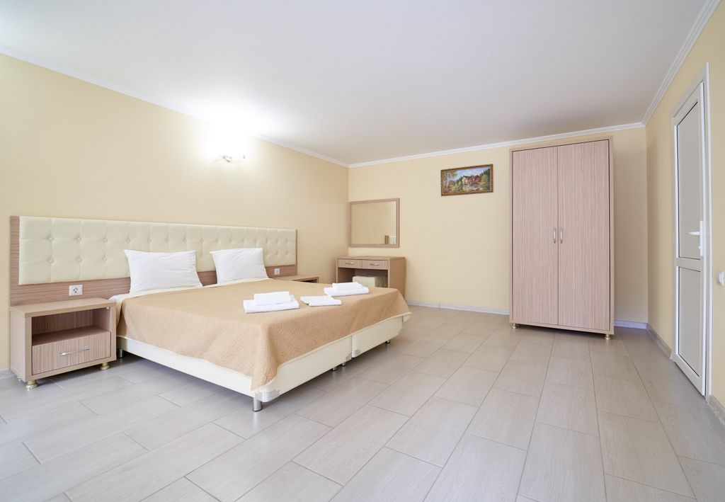 Солнечный город — Большой 2-местный номер