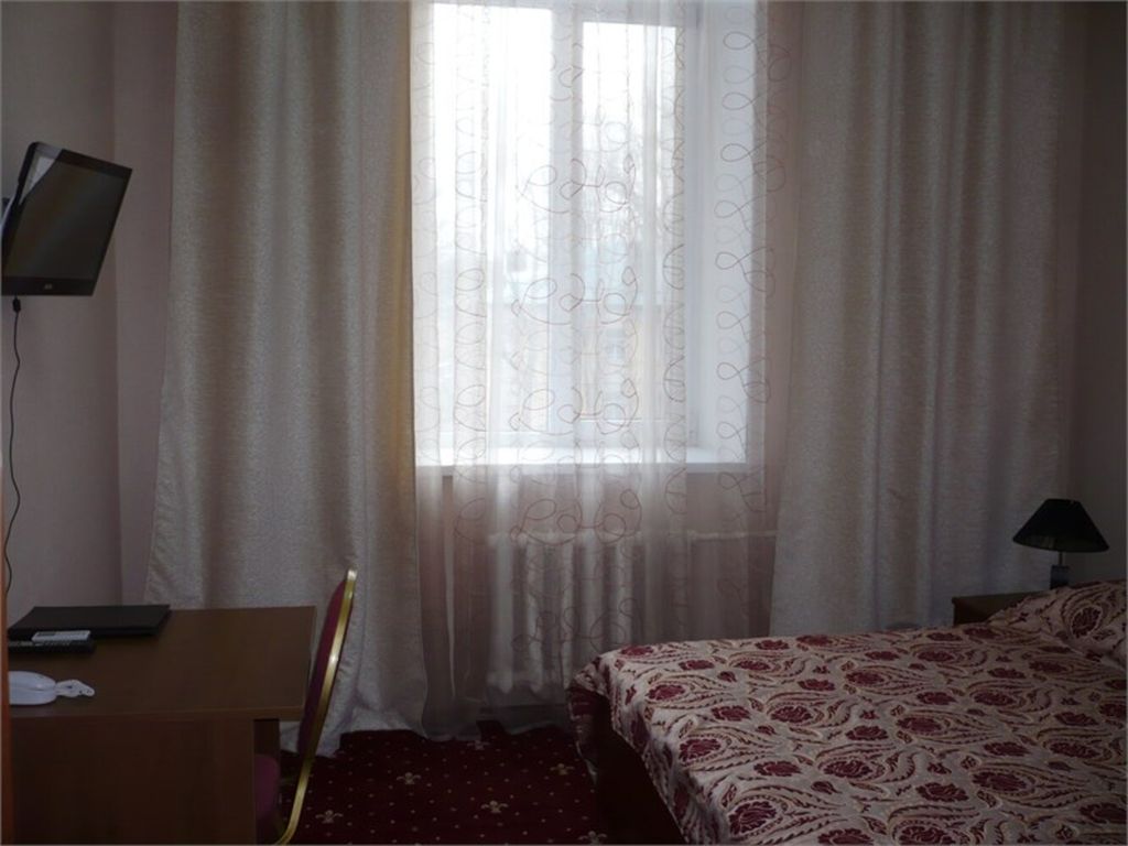 Левый берег — Одноместный номер повышенной комфортности