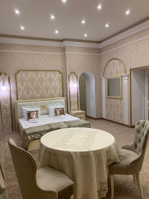 СултанЛюкс — Семейный номер люкс с видом на горы