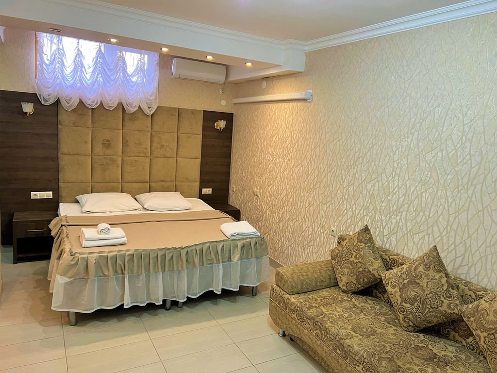 21 Век — Четырёхместный номер эконом