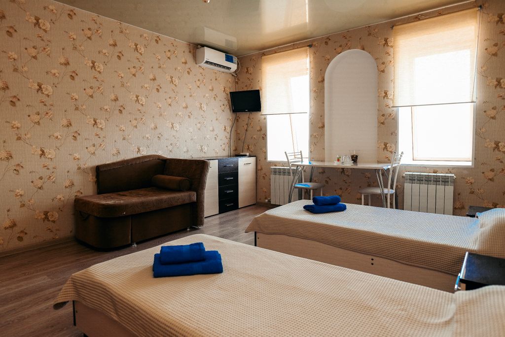 Лилия — Трёхместный номер комфорт