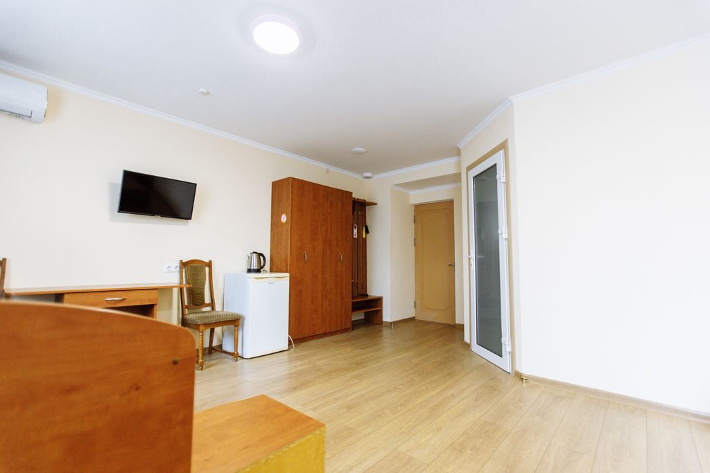 Таврия — Трёхместный номер Стандарт+