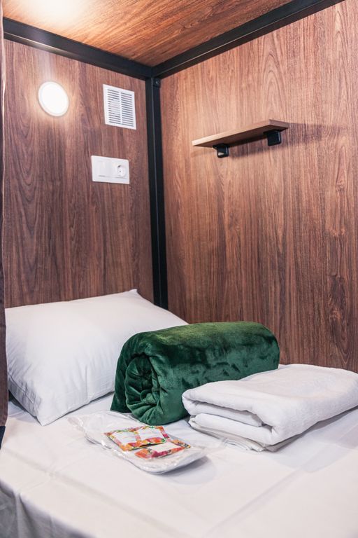 SedINN — Многоместный женский номер эконом (душ/туалет общий)