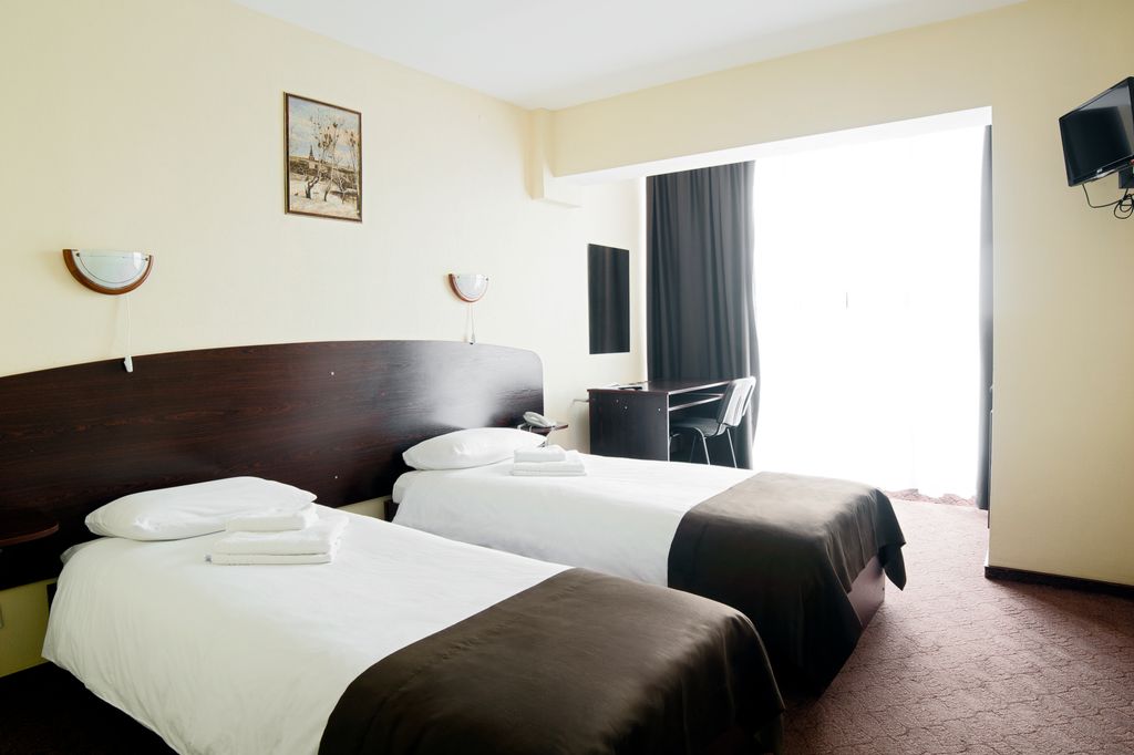 Балтика — Двухместный номер с 2 отдельными кроватями стандарт с видом на озеро