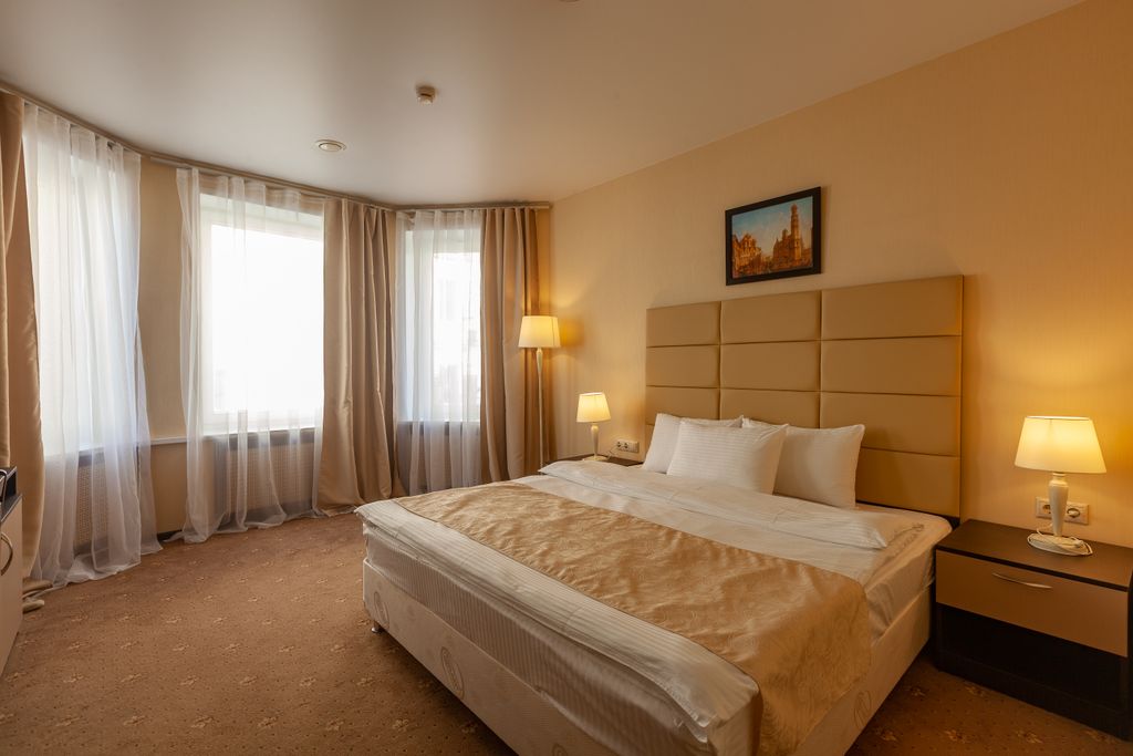 Борис Годунов — Двухместный номер с 1 кроватью делюкс с одной двуспальной кроватью