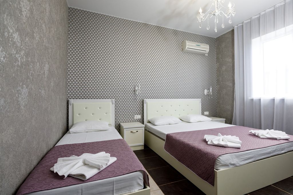 ЛиАрт — Трёхместный номер стандарт