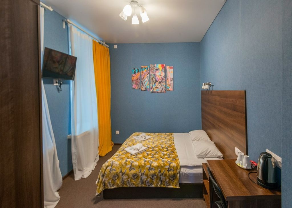 Апельсин на Чистых прудах — Двухместный номер с 1 кроватью эконом с общем санузлом