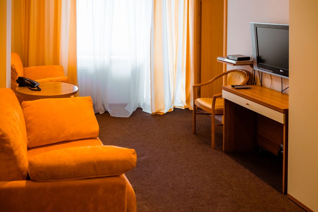 Вилла Бавария — Семейный номер family 2-х комнатный номер с балконом