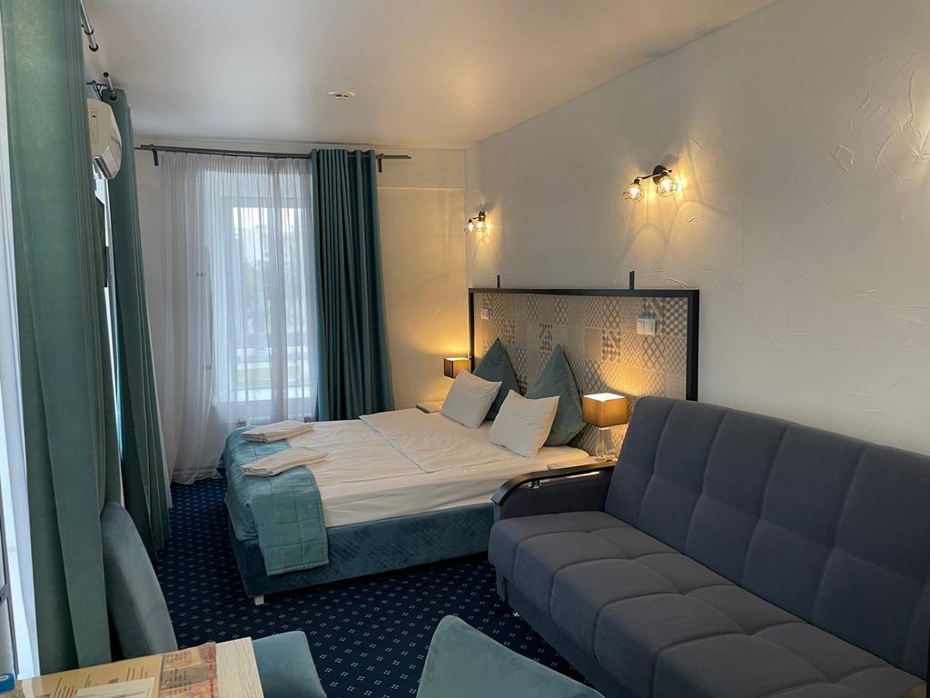 Наумов — Семейный номер семейный