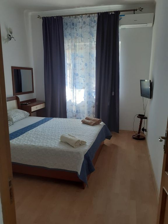 Александра — Двухместный номер с 1 кроватью (вид на город)