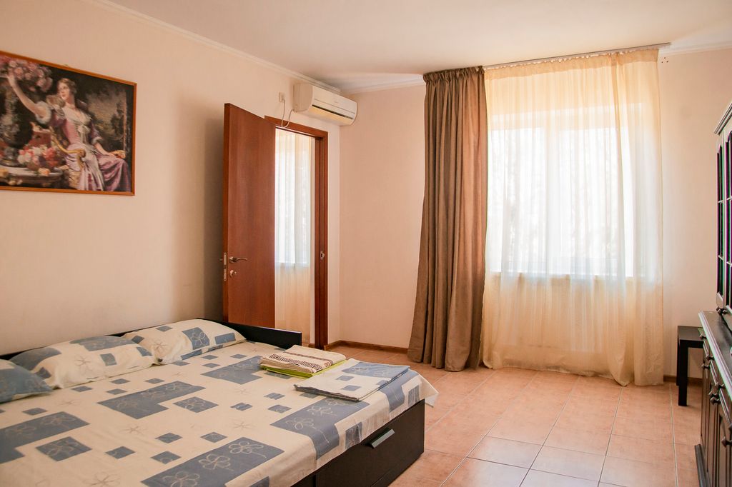 Тонкий Мыс — Четырёхместный номер двухкомнатный четырехместный