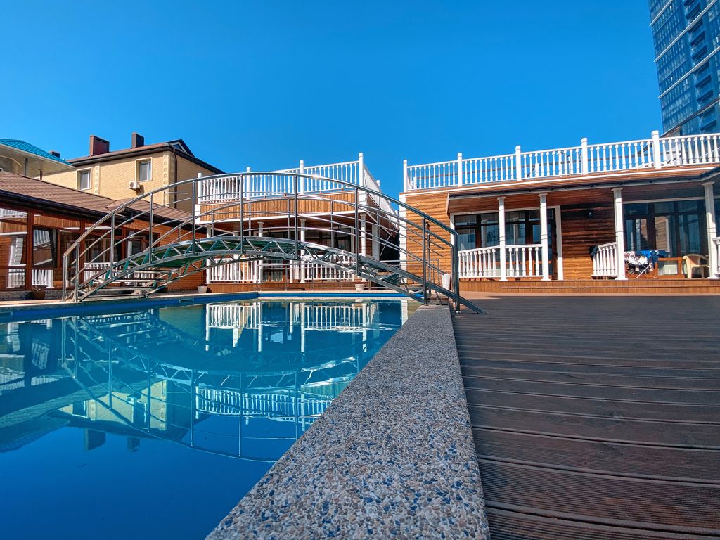 Золотая Миля — Четырёхместный номер Полулюкс 4-х местный