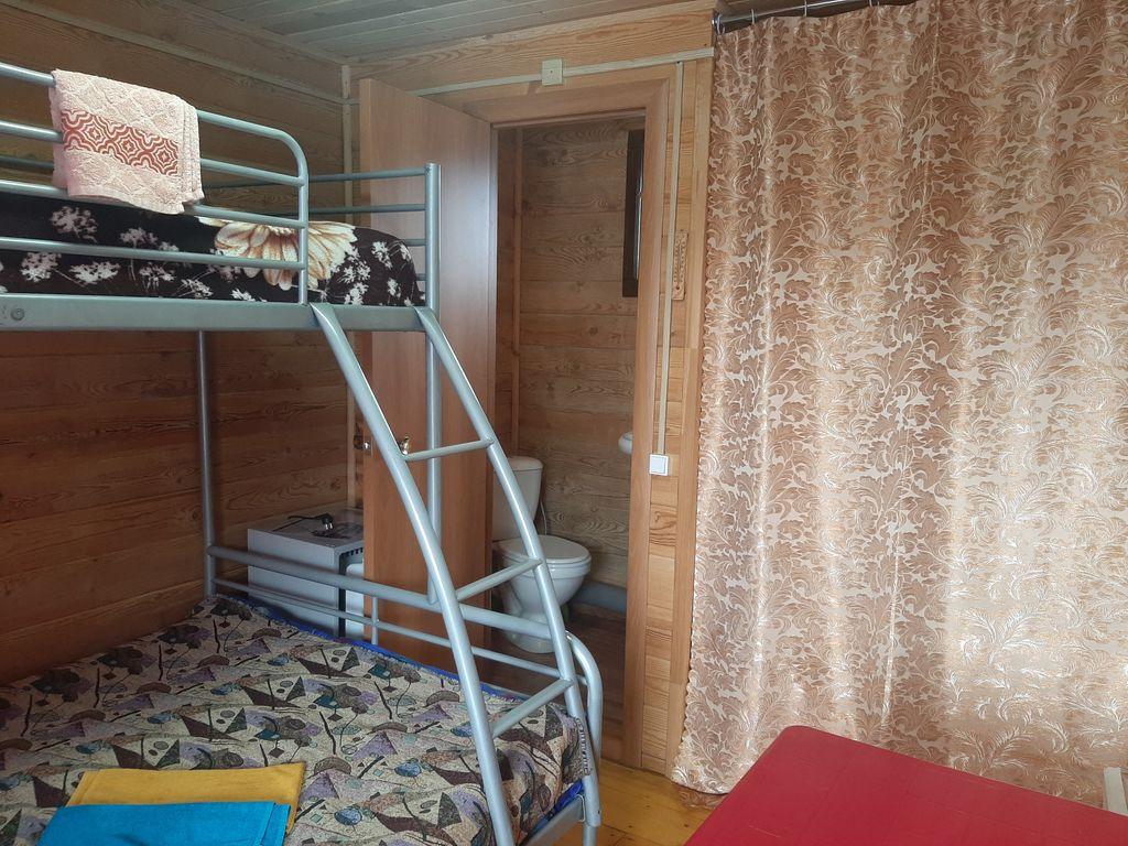 Фараонова дача — Трёхместный номер стандарт с видом на горы