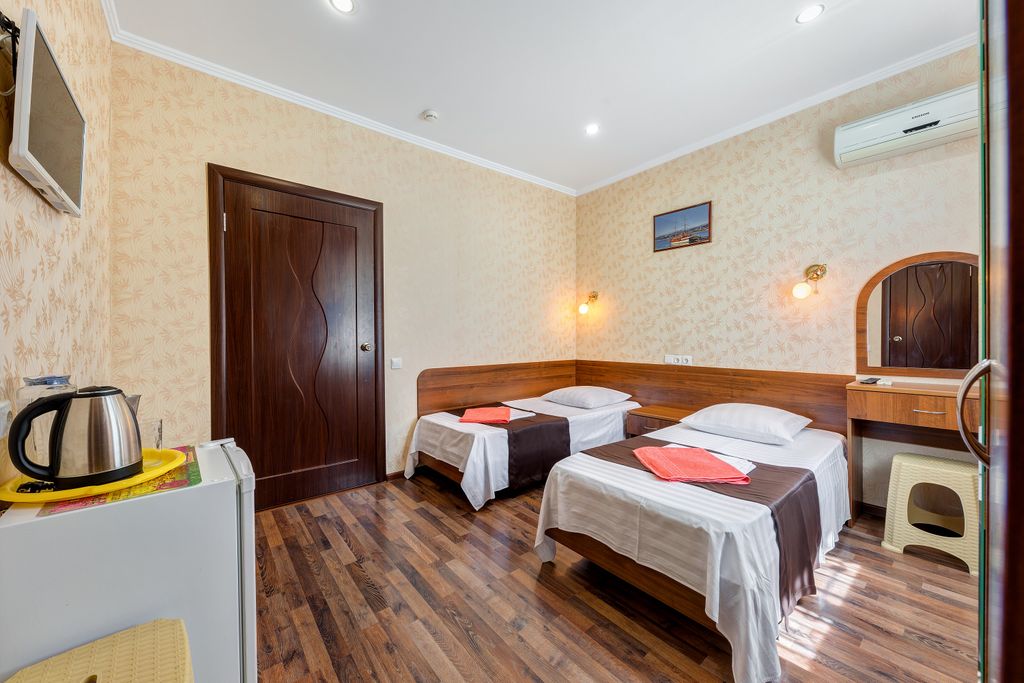 Акватория — Двухместный номер с 2 отдельными кроватями 4 стандарт, вид в сад